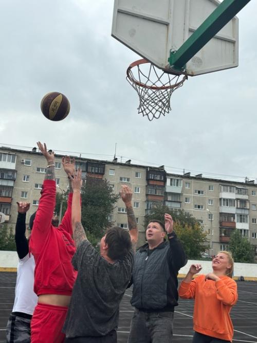 31 августа прошли ставшие уже традицией соревнования по стритболу среди коиентов нашего клуба! 02