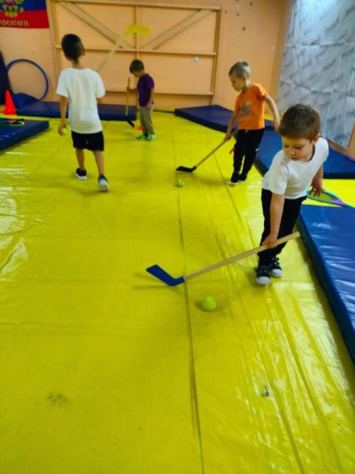 ДЮСШ г. узловая ведёт набор детей 3-6 лет для занятий ОФП. 01