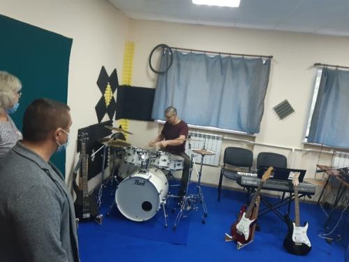 Главная гордость федотово - дом офицеров. 13. 05