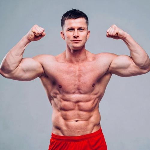 Роман курцын - живое доказательство того, что возраст - это всего лишь цифра. 02