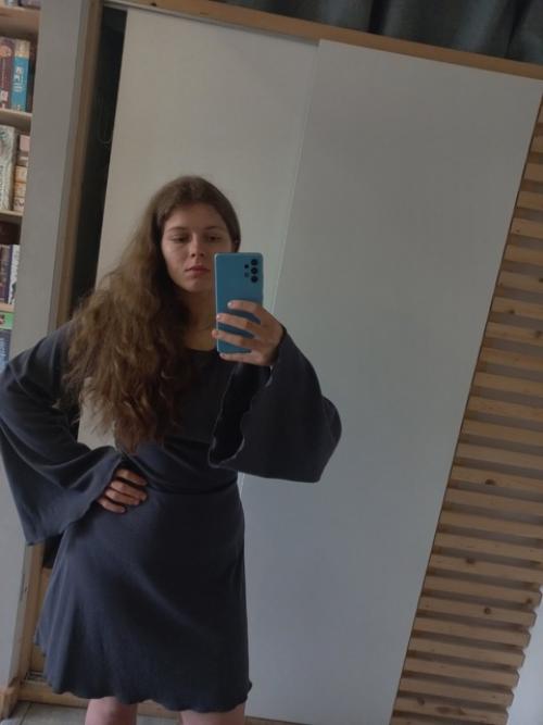 Я Даша, живу рядом с Владивостоком, учусь на логиста и им же работаю. 07 Я Даша, живу рядом с Владивостоком, учусь на логиста и им же работаю. 07