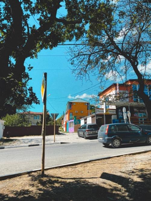 Прямо сейчас я в маленькой российской Италии нахожусь. 06 Прямо сейчас я в маленькой российской Италии нахожусь. 06