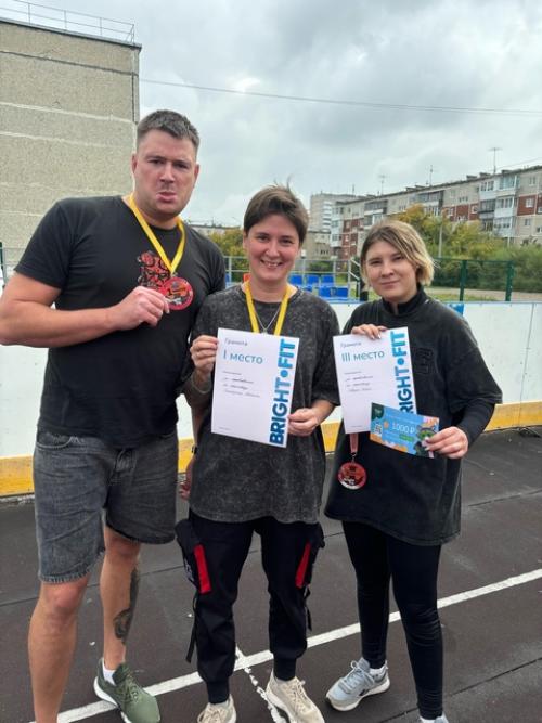 31 августа прошли ставшие уже традицией соревнования по стритболу среди коиентов нашего клуба! 08