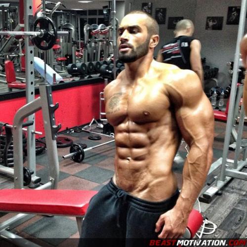 Lazar Angelov. Рост: 180 см. 04