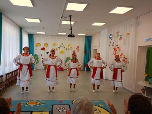 День уважения к людям старшего поколения. 07