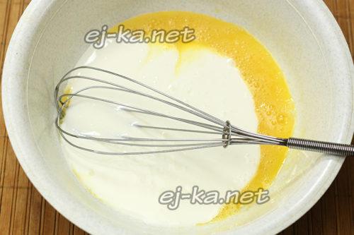 Оладьи из кабачков на кефире. Пышные оладьи из кабачков на кефире