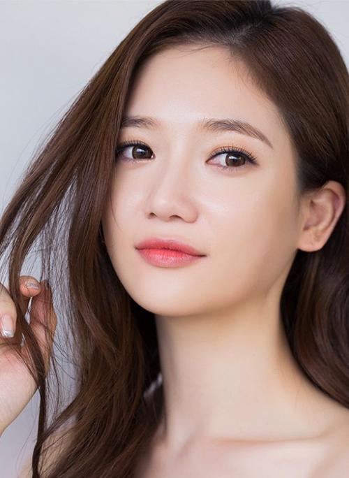 Как стать похожей на кореянку. Берем на заметку: 10 полезных секретов макияжа кореянок