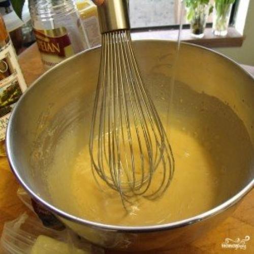 Салат Цезарь соус. Соус "Цезарь"