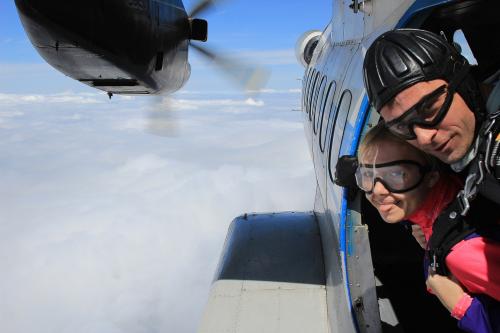 Для чего полезна тренировка Скай пауэр. Польза парашютного спорта для здоровья