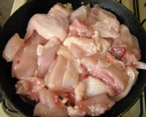 Куриный рулет в бутылке