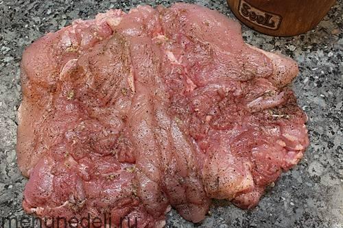 Куриный рулет вареный. Рецепт рулета из целой курицы