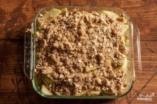 Крамбл овсяный. Овсяный крамбл с яблоком