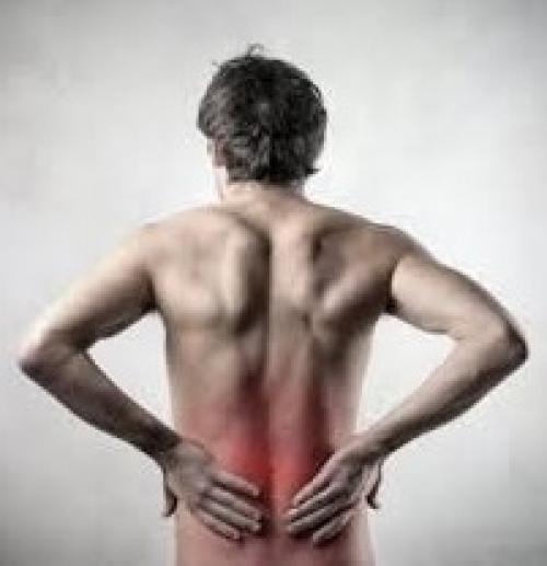 Упражнения при боли между лопатками. Упражнения при болях в пояснице | Боль между лопатками причины