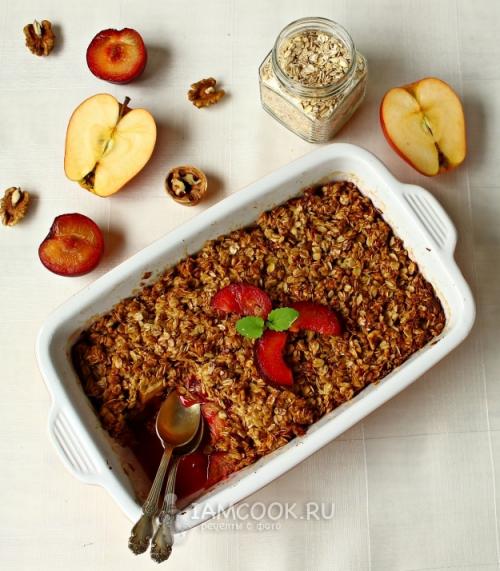 Крамбл овсяный с яблоками. Крамбл с овсяными хлопьями