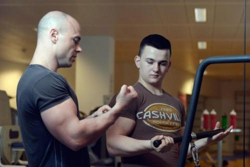 Что лучше для натурала сплит или фулбоди. Fullbody – для новичка, сплит – для опытных атлетов?