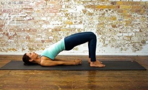 Поза моста в йоге или Сету Бандха Сарвангасана: лучшая подготовка к перевернутым асанам