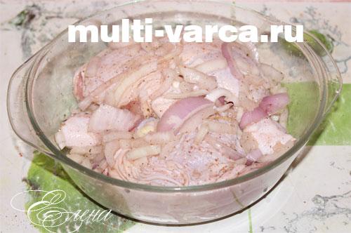 Курица в кефире с картошкой в мультиварке. Запеченная курица в кефире в мультиварке