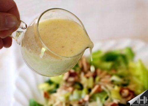 Соус в фитнес салате. 5 самых вкусных заправок для салатов