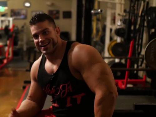 Творог на перекус сколько грамм. Творог на ужин при наборе мышечной массы