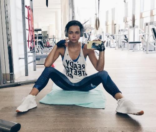 Фитнес завтраки с настасьей самбурской. Рост, вес и секреты идеальных форм от Настасьи Самбурской