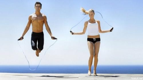 Тренировка со скакалкой программа. Мнения врачей о технике похудения с помощью скакалки