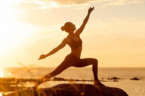 Йога для женской энергии. Последовательность из 6 асан для раскрытия женственности