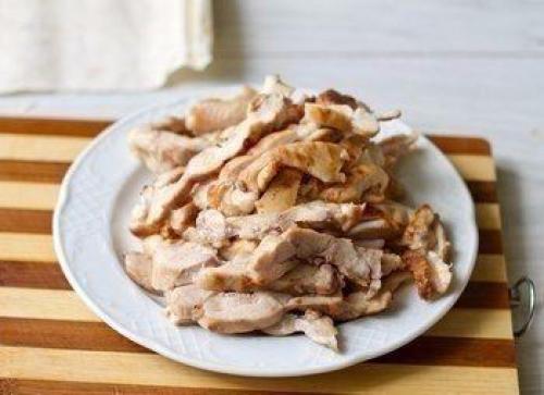 Ролл цезарь с курицей в лаваше. Ролл из лаваша с курицей