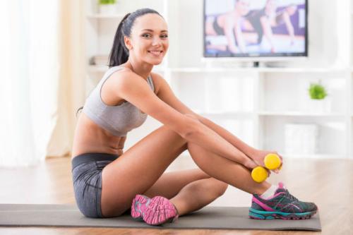 Как правильно заниматься фитнесом на дому. Как правильно заниматься фитнесом в домашних условиях