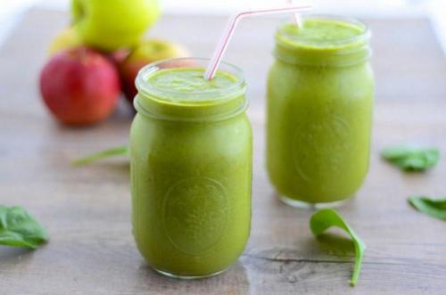 Витаминные коктейли в блендере. Коктейль для похудения в блендере. Рецепты зеленых коктейлей