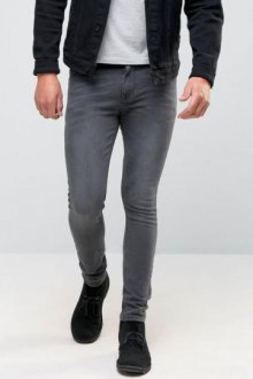 Брюки с поясом на резинке с чем носить. Актуальные цвета Производители предлагают мужские брюки на резинке в широкой цветовой гамме. Штаны представлены в черной, серой, синей и бежевой палитре. Любители камуфляжной одежды с манжетами выбирают цвет хаки. Для летнего отдыха предпочтительнее брюки с резинкой красного, песочного или белого цвета. Иногда джинсы украшают яркими принтами, позволяющими выразить стилевую направленность.