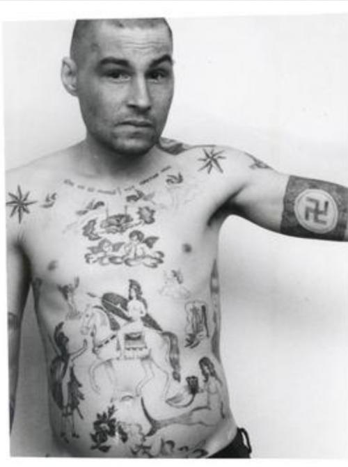 Что означает тату роза на руке в тюрьме. Визуальная энциклопедия российских тюремных татуировок