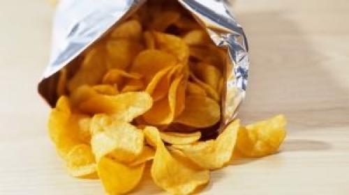 От чипсов, какой вред. Последствия от частого употребления 04