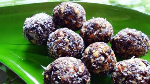 Черная слива сушеная. Польза сушеных слив для похудения и очищения