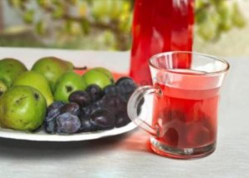 Польза сливы для женщин. Польза сливы для организма человека