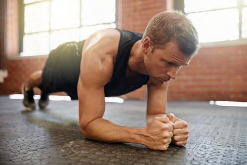 Планка норматив. Сколько должен простоять в планке настоящий мужик?