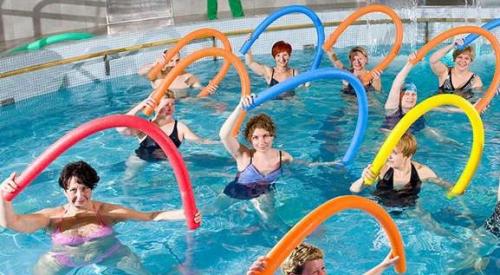 Поможет ли аквааэробика похудеть. Для нагрузки на ягодицы и бедра 06