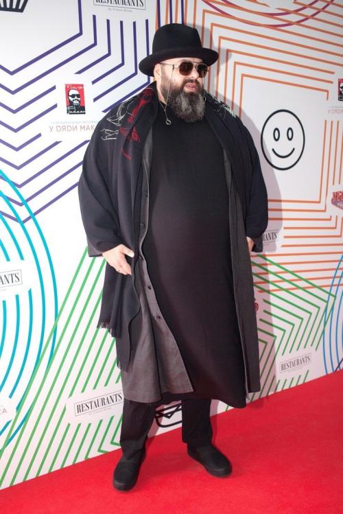 Похудел ли макс Фадеев, как обещал. Как Максим Фадеев похудел на 42 кг, его цель: 72 кг.