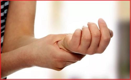 Кому нельзя делать упражнение планка. Вред от планки - Основные противопоказания упражнения