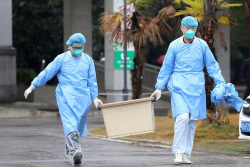 Как не заразиться китайским коронавирусом. Как не заразиться новым коронавирусом: Роспотребнадзор перечислил меры предосторожности 08