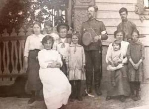 Доктор Мясников назвал лекарства. Выкиньте это немедленно: Доктор Мясников назвал лекарства, которым не место в домашней аптечке 04