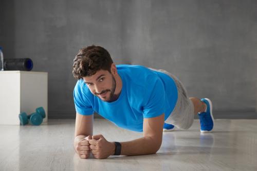 Для чего делать планку на локтях. Упражнение планка: общая информация 05