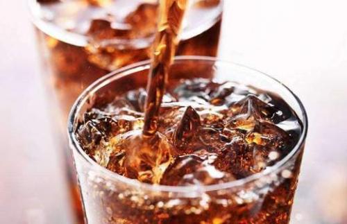 Какая газировка особенно вредна для организма. Сахар и инсулин. Какой вред наносит нам сладкая газировка 04