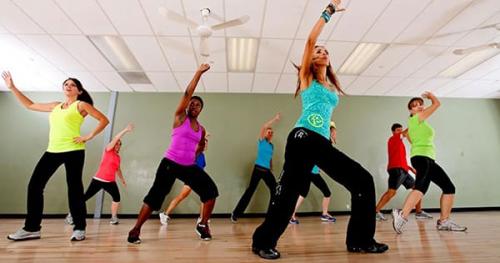Танцевальный фитнес онлайн. Танцевальная аэробика для отличного настроения и прекрасной фигуры