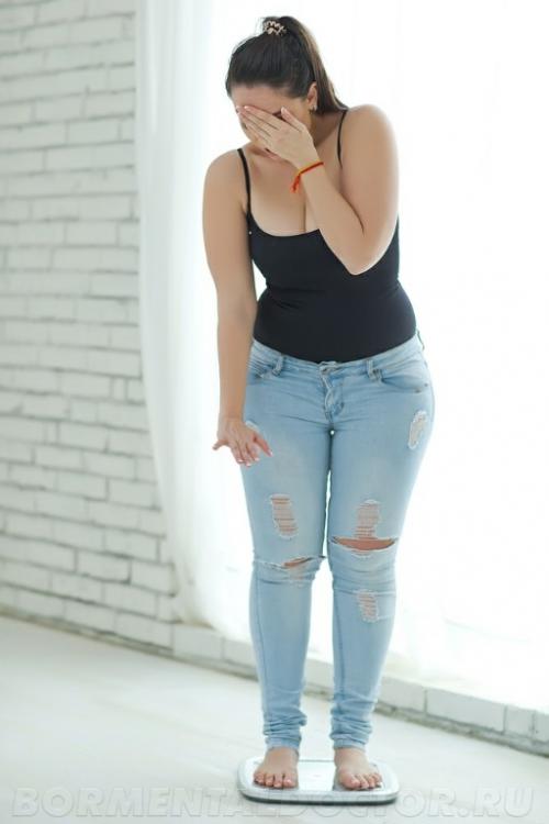 Сколько калорий тратит человек в день ничего не делая. Сколько калорий нужно в день