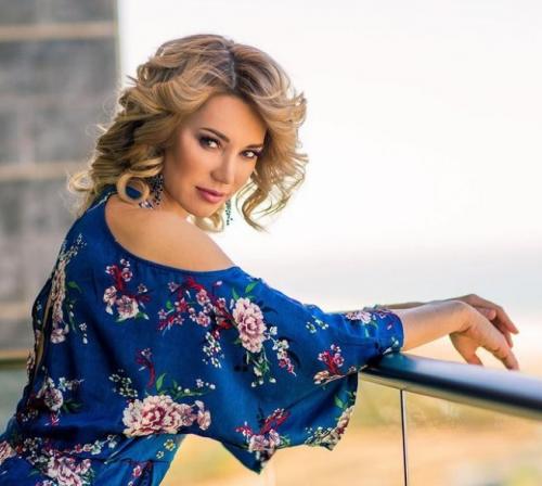 Катя Медушкина 3 простых упражнения для похудения живота. Катя Медушкина – блогер, фитнес-коуч, спортивный нутрициолог