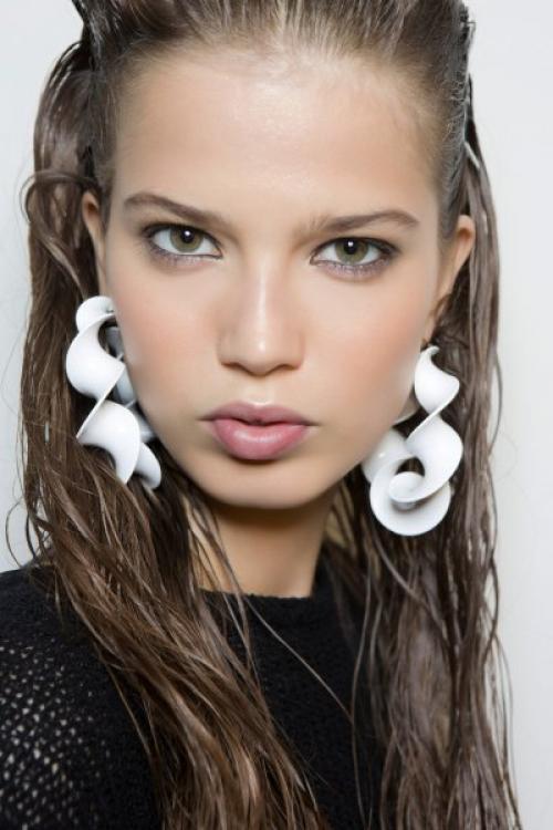 Макияж для увеличения глаз с нависшим веком. Макияж для нависшего века и увеличения глаз