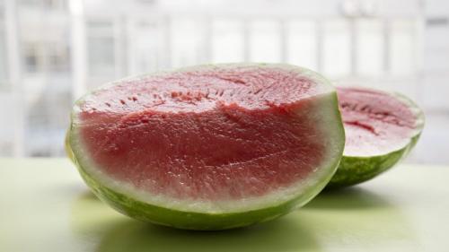 Дает ли вес арбуз. «От арбуза невозможно поправиться»: диетолог назвала секретные свойства ягоды