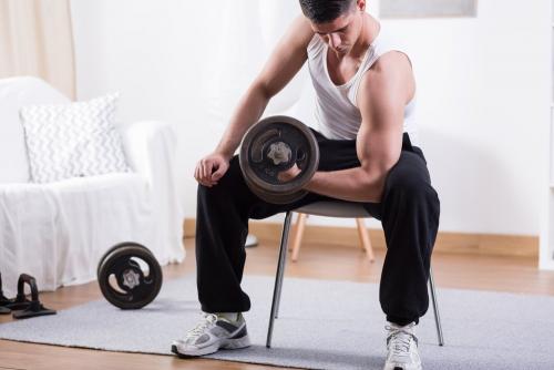 Фитнес для начинающих и похудения. Топ-50 упражнений стоя для начинающих и для любого возраста: без прыжков и приседаний (+ план на 5 дней) 04