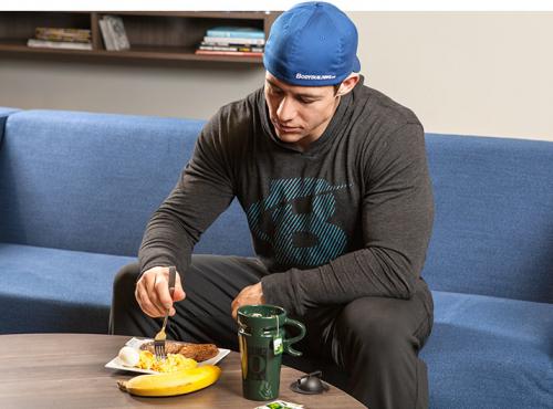 Система 24 часа фитнеса. Здоровый образ жизни по-американски