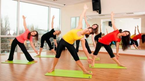 Аэробика в домашних условиях. Аэробика: физические упражнения под ритмичную музыку 08 Аэробика в домашних условиях. Аэробика: физические упражнения под ритмичную музыку 08